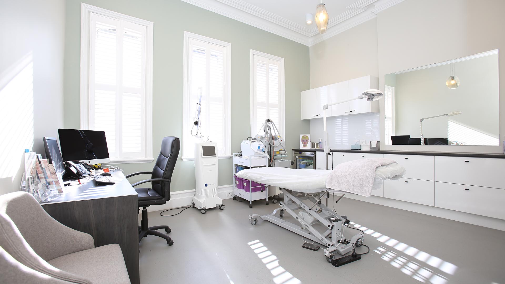 Erase Skin Clinic Medifit Design & Construct Award Winning Medical