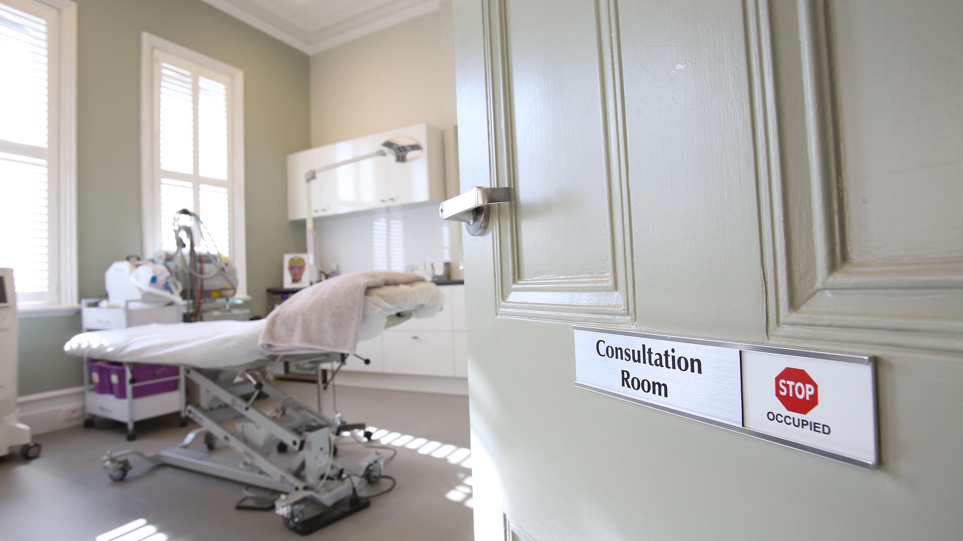 Erase Skin Clinic Medifit Design & Construct Award Winning Medical