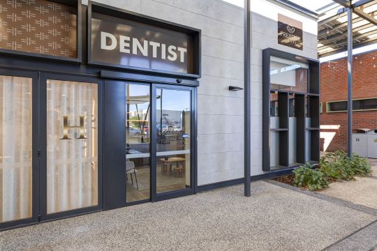 Prestige Smiles Treeby High Res (43 of 45).jpg